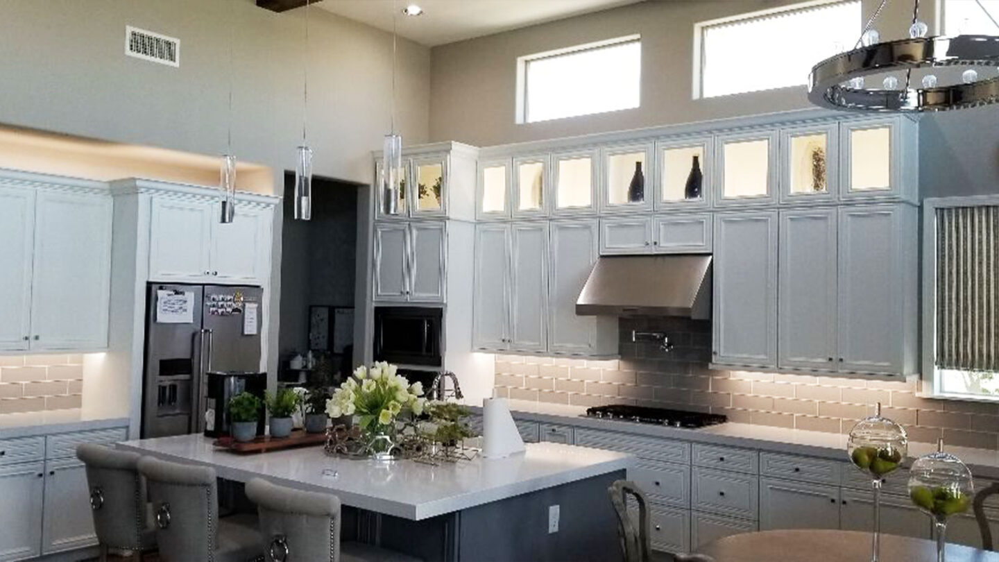 Kitchen-Lighting-for-cabinets