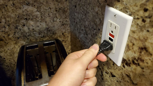 GFCI-Outlet-Replacement