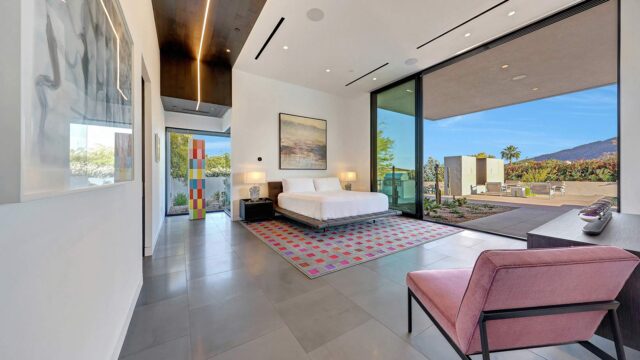 Modern-Primary-Room-Lighting